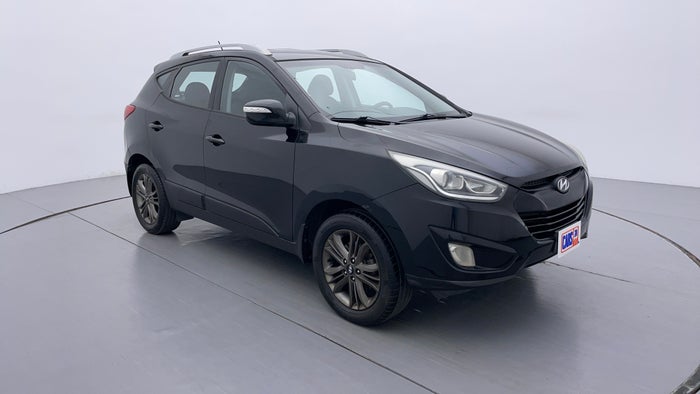2015 HYUNDAI TUCSON-Right Front Diagonal (45- Degree) View