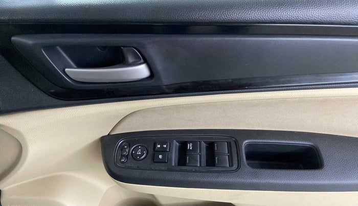 2019 Honda Amaze 1.2L I-VTEC V, Petrol, Manual, 18,863 km, Driver Side Door Panels Control