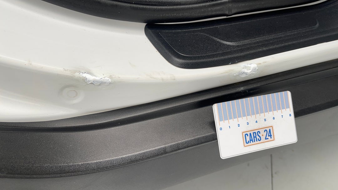 Door Sills Rear RHS Dent