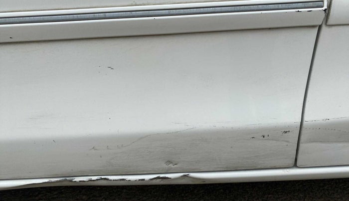 2012 Toyota Etios G, Petrol, Manual, 54,815 km, Front passenger door - Minor scratches