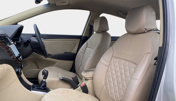 2016 Hyundai Verna 1.6 CRDI SX, Diesel, Manual, 50,889 km, Right Side Front Door Cabin