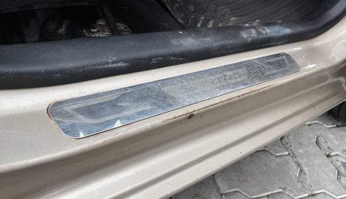 2019 Hyundai NEW SANTRO ERA, Petrol, Manual, 99,459 km, Right running board - Minor scratches