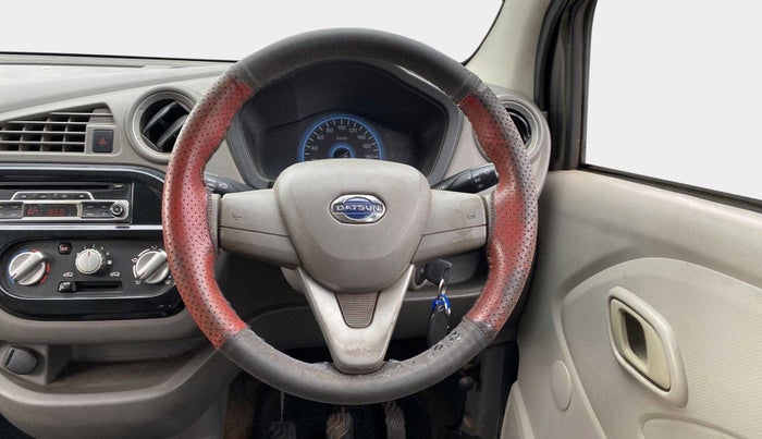 2017 Datsun Redi Go T (O), Petrol, Manual, 83,449 km, Steering Wheel Close Up