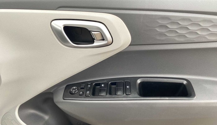 2019 Hyundai GRAND I10 NIOS SPORTZ AMT 1.2 KAPPA VTVT, Petrol, Automatic, 27,613 km, Driver Side Door Panels Control
