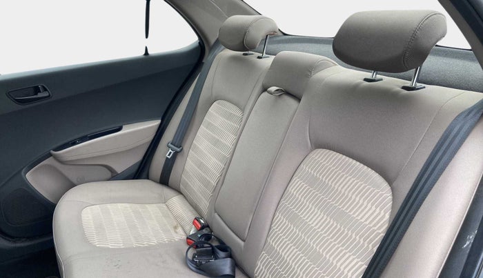 2018 Hyundai Xcent S 1.2, Petrol, Manual, 30,754 km, Right Side Rear Door Cabin
