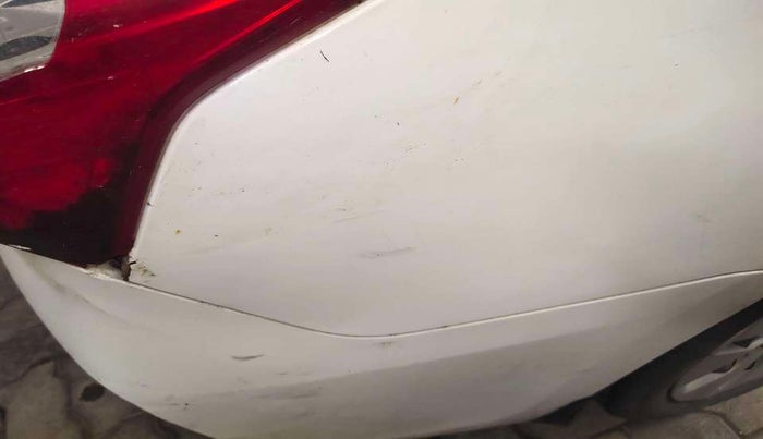 2018 Hyundai Xcent S 1.2, Petrol, Manual, 30,754 km, Left quarter panel - Minor scratches
