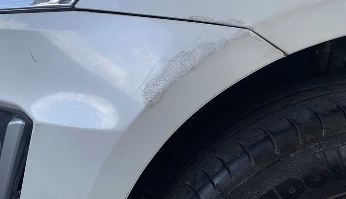 2016 Maruti Swift VXI, Petrol, Manual, 64,239 km, Front bumper - Paint has minor damage