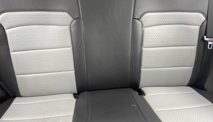 2020 Tata Tiago XZA PLUS DUAL TONE PETROL, Petrol, Automatic, 27,079 km, Second-row right seat - Cover slightly stained