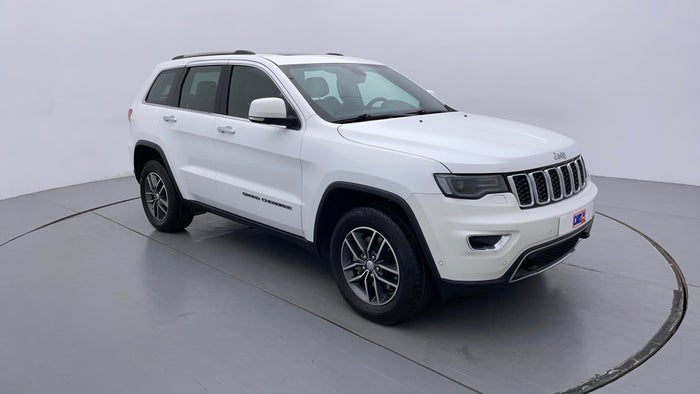 2017 JEEP GRAND CHEROKEE-Right Front Diagonal (45- Degree) View