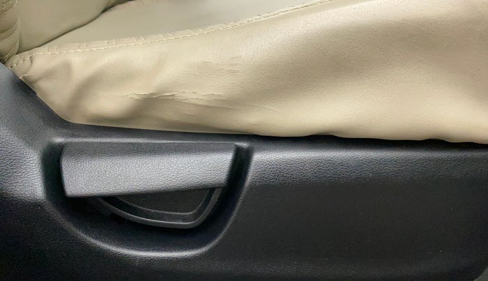 2019 Hyundai NEW SANTRO SPORTZ AMT, Petrol, Automatic, 34,008 km, Driver Side Adjustment Panel