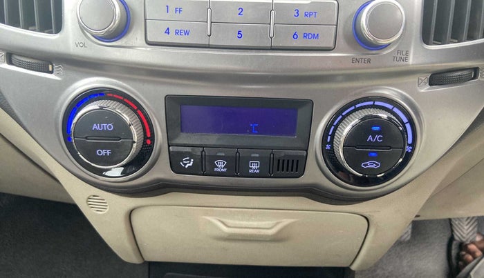 2012 Hyundai i20 SPORTZ 1.2, Petrol, Manual, 38,644 km, AC Unit - Panel display not working