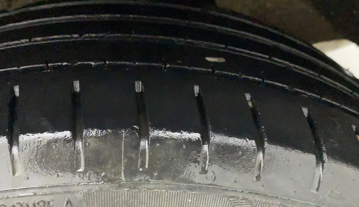 2019 Maruti Baleno ALPHA DIESEL 1.3, Diesel, Manual, 55,197 km, Left Rear Tyre Tread
