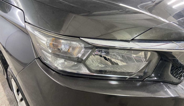 2018 Honda Amaze 1.2L I-VTEC S, Petrol, Manual, 29,466 km, Right headlight - Minor scratches