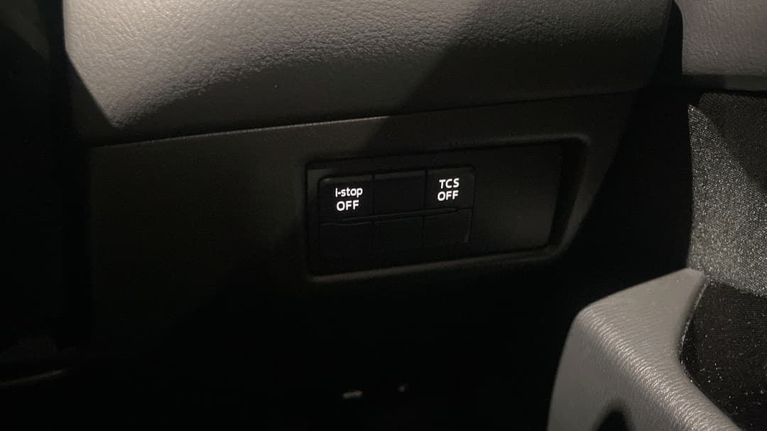 2018 Mazda CX-5 Maxx Sport (4x2), Automatic, 56877 km, Utility Switches/Buttons