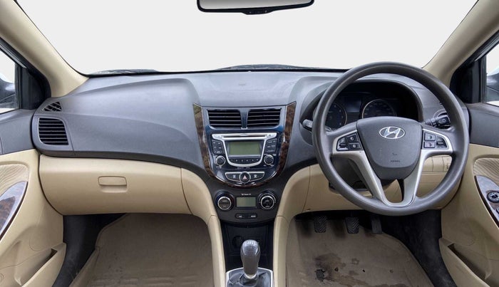 2013 Hyundai Verna FLUIDIC 1.6 VTVT EX, Petrol, Manual, 1,18,059 km, Dashboard
