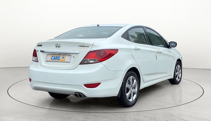 2013 Hyundai Verna FLUIDIC 1.6 VTVT EX, Petrol, Manual, 1,18,059 km, Right Back Diagonal