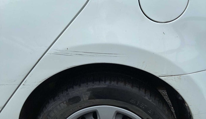 2013 Hyundai Verna FLUIDIC 1.6 VTVT EX, Petrol, Manual, 1,18,059 km, Left quarter panel - Minor scratches