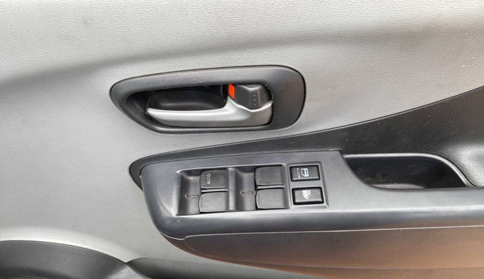 2010 Maruti A Star VXI, Petrol, Manual, 45,757 km, Driver Side Door Panels Control
