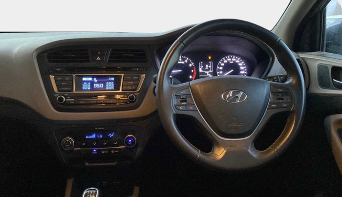 2015 Hyundai Elite i20 SPORTZ 1.2 (O), Petrol, Manual, 4,989 km, Steering Wheel Close Up