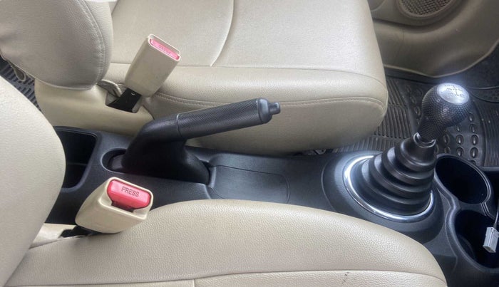 2012 Honda Brio S MT, Petrol, Manual, 29,346 km, Gear Lever
