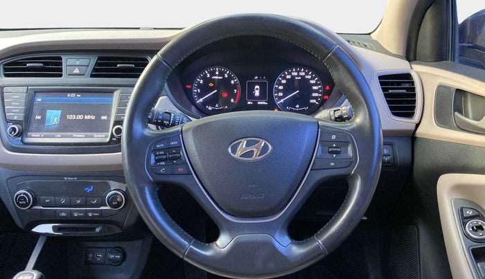 2016 Hyundai Elite i20 ASTA 1.2 (O), Petrol, Manual, 30,616 km, Steering Wheel Close Up