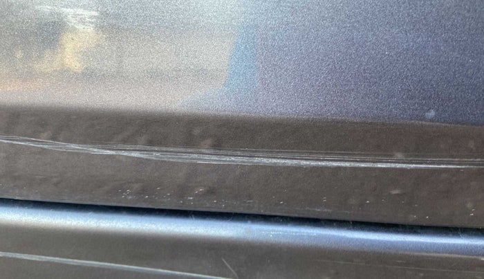 2016 Hyundai Elite i20 ASTA 1.2 (O), Petrol, Manual, 30,616 km, Right rear door - Minor scratches