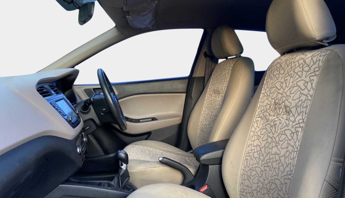 2016 Hyundai Elite i20 ASTA 1.2 (O), Petrol, Manual, 30,616 km, Right Side Front Door Cabin