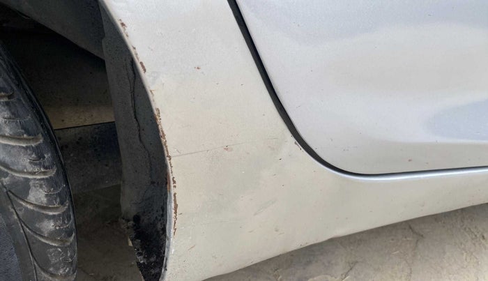 2017 Hyundai Eon ERA PLUS (O), Petrol, Manual, 67,328 km, Right running board - Slightly dented
