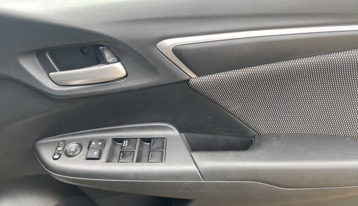 2018 Honda WR-V 1.5L I-DTEC VX MT, Diesel, Manual, 59,344 km, Driver Side Door Panels Control