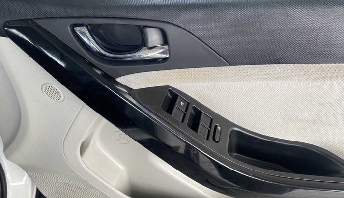2021 Tata NEXON XZ PLUS (O) PETROL DUAL TONE, Petrol, Manual, 20,375 km, Driver Side Door Panels Control