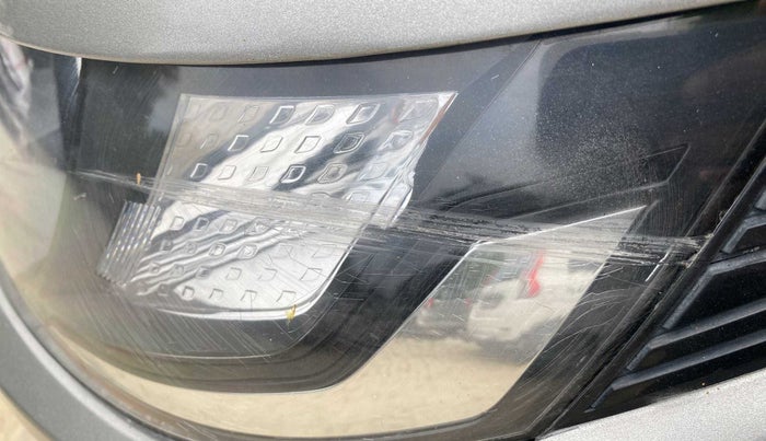 2018 Mahindra KUV 100 NXT K2 D 6S, Diesel, Manual, 15,784 km, Left headlight - Minor scratches
