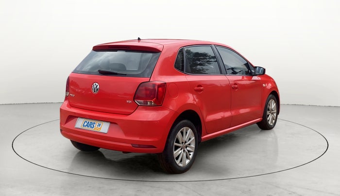 2015 Volkswagen Polo HIGHLINE1.5L, Diesel, Manual, 1,02,789 km, Right Back Diagonal
