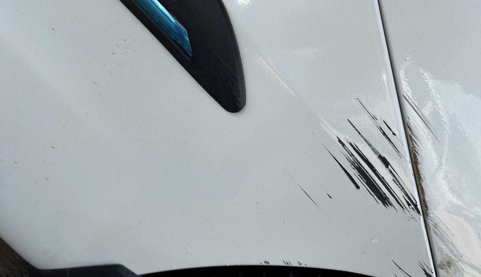 2022 Maruti Ertiga ZXI+ SHVS, Petrol, Manual, 54,301 km, Rear bumper - Minor scratches