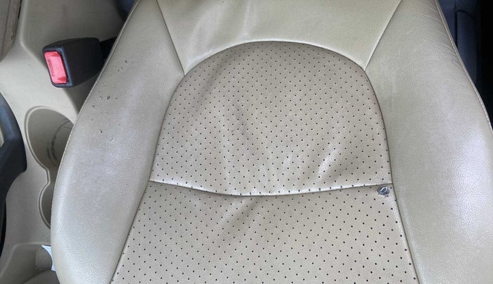 2015 Hyundai Verna FLUIDIC 4S 1.6 VTVT S(O), Petrol, Manual, 73,948 km, Front left seat (passenger seat) - Cover slightly torn