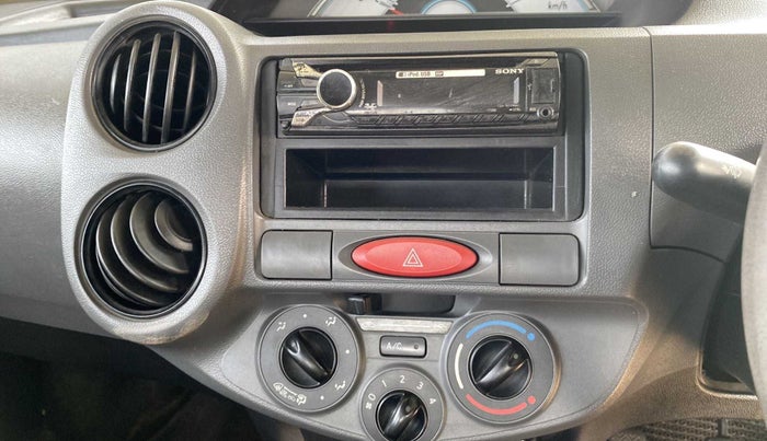 2012 Toyota Etios G, Petrol, Manual, 85,616 km, Infotainment system - AM/FM Radio - Not Working