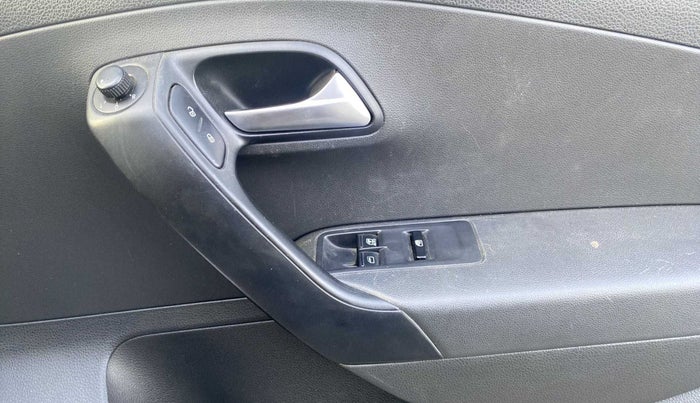 2019 Volkswagen Ameo COMFORTLINE 1.0L, Petrol, Manual, 25,946 km, Driver Side Door Panels Control