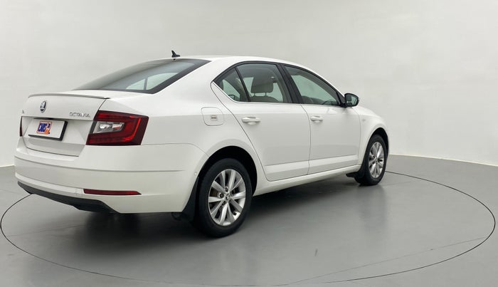 2018 Skoda Octavia LK 1.8 TSI AT, Petrol, Automatic, 67,602 km, Right Back Diagonal