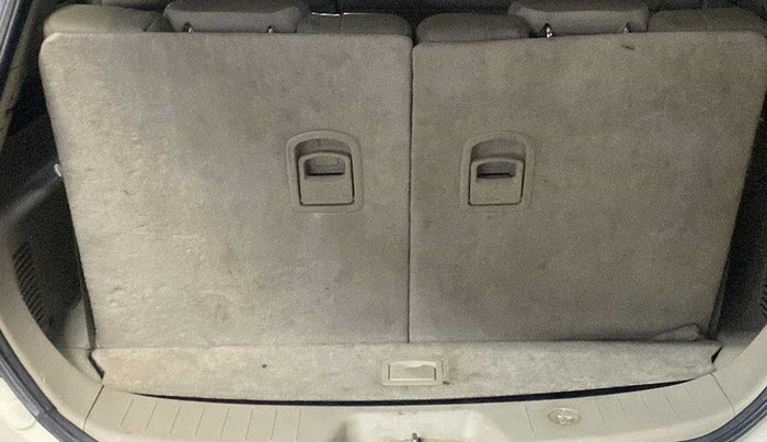 2015 Mahindra XUV500 W10, Diesel, Manual, 91,571 km, Boot Inside