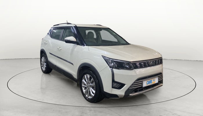 2020 Mahindra XUV300 W8 1.5 DIESEL AMT, Diesel, Automatic, 61,118 km, Right Front Diagonal