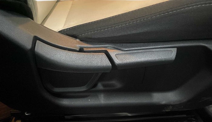 2022 Hyundai Creta S IMT 1.5 PETROL, Petrol, Manual, 15,501 km, Driver Side Adjustment Panel