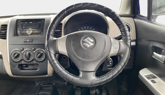 2015 Maruti Wagon R 1.0 LXI, Petrol, Manual, 74,447 km, Steering Wheel Close Up