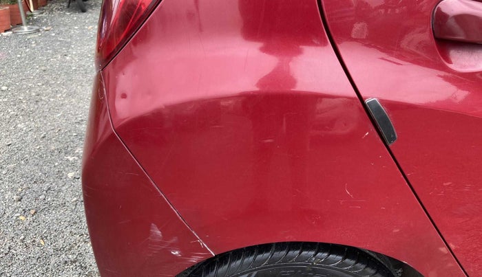 2015 Hyundai Eon MAGNA +, Petrol, Manual, 33,008 km, Right quarter panel - Slightly dented