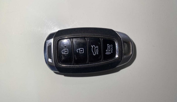 2022 Hyundai Verna SX (O) 1.5 CRDI, Diesel, Manual, 54,192 km, Key Close Up