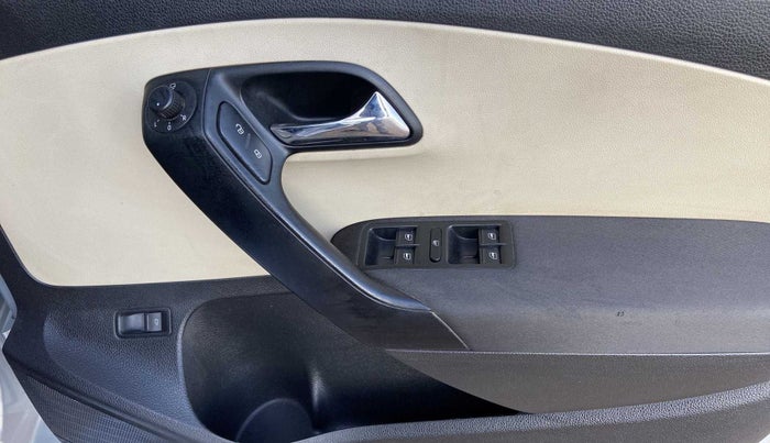 2021 Skoda Rapid AMBITION TSI, Petrol, Manual, 39,870 km, Driver Side Door Panels Control