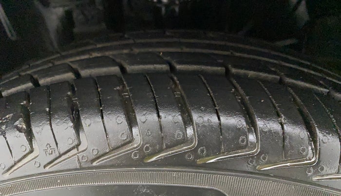 2017 Datsun Redi Go T(O) 1.0, Petrol, Manual, 6,462 km, Left Front Tyre Tread