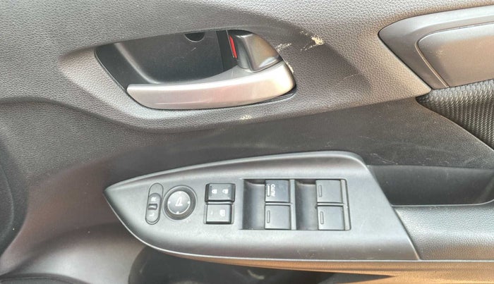 2020 Honda WR-V 1.2L I-VTEC S MT, Petrol, Manual, 7,281 km, Driver Side Door Panels Control