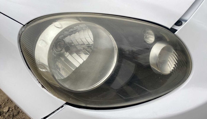2017 Nissan Micra Active XV, Petrol, Manual, 59,818 km, Right headlight - Faded