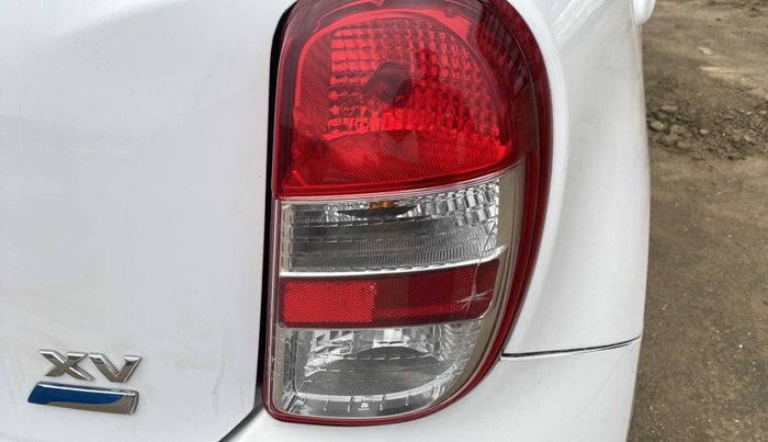 2017 Nissan Micra Active XV, Petrol, Manual, 59,818 km, Right tail light - Minor damage