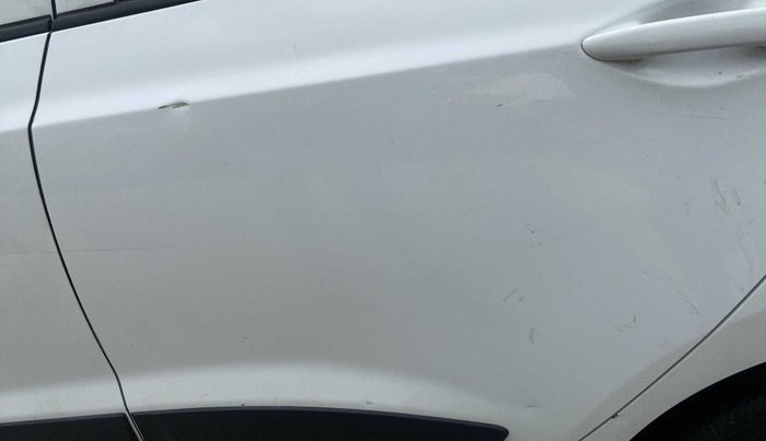 2019 Hyundai Grand i10 SPORTZ 1.2 KAPPA VTVT, Petrol, Manual, 17,826 km, Rear left door - Slightly dented