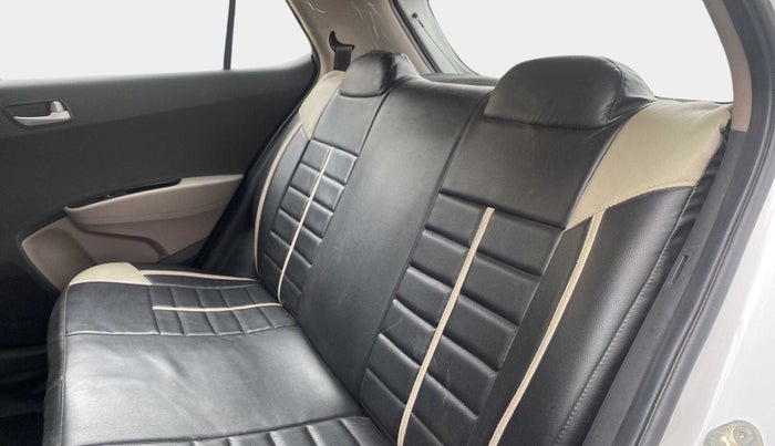 2019 Hyundai Grand i10 SPORTZ 1.2 KAPPA VTVT, Petrol, Manual, 17,826 km, Right Side Rear Door Cabin
